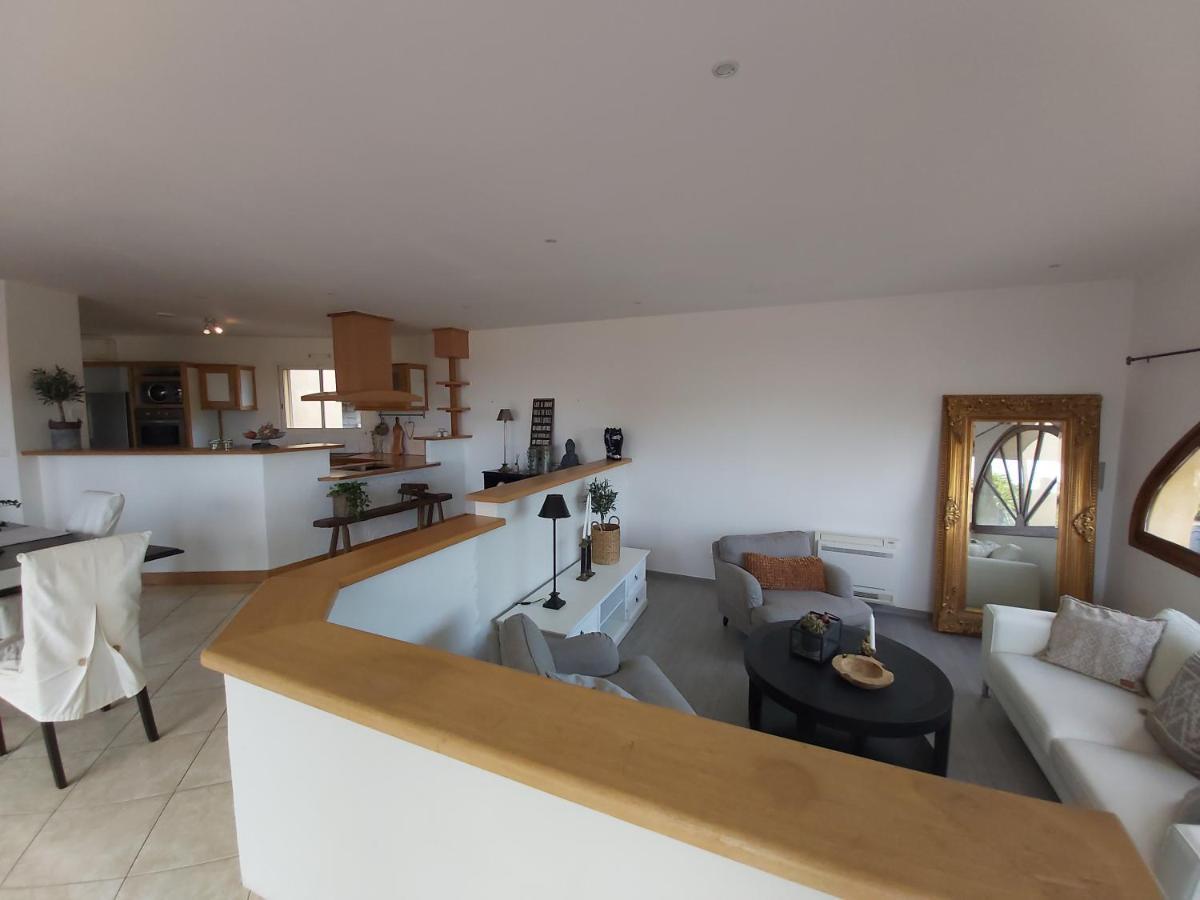 Beautiful Villa With A Stunning View Roujan Exteriör bild